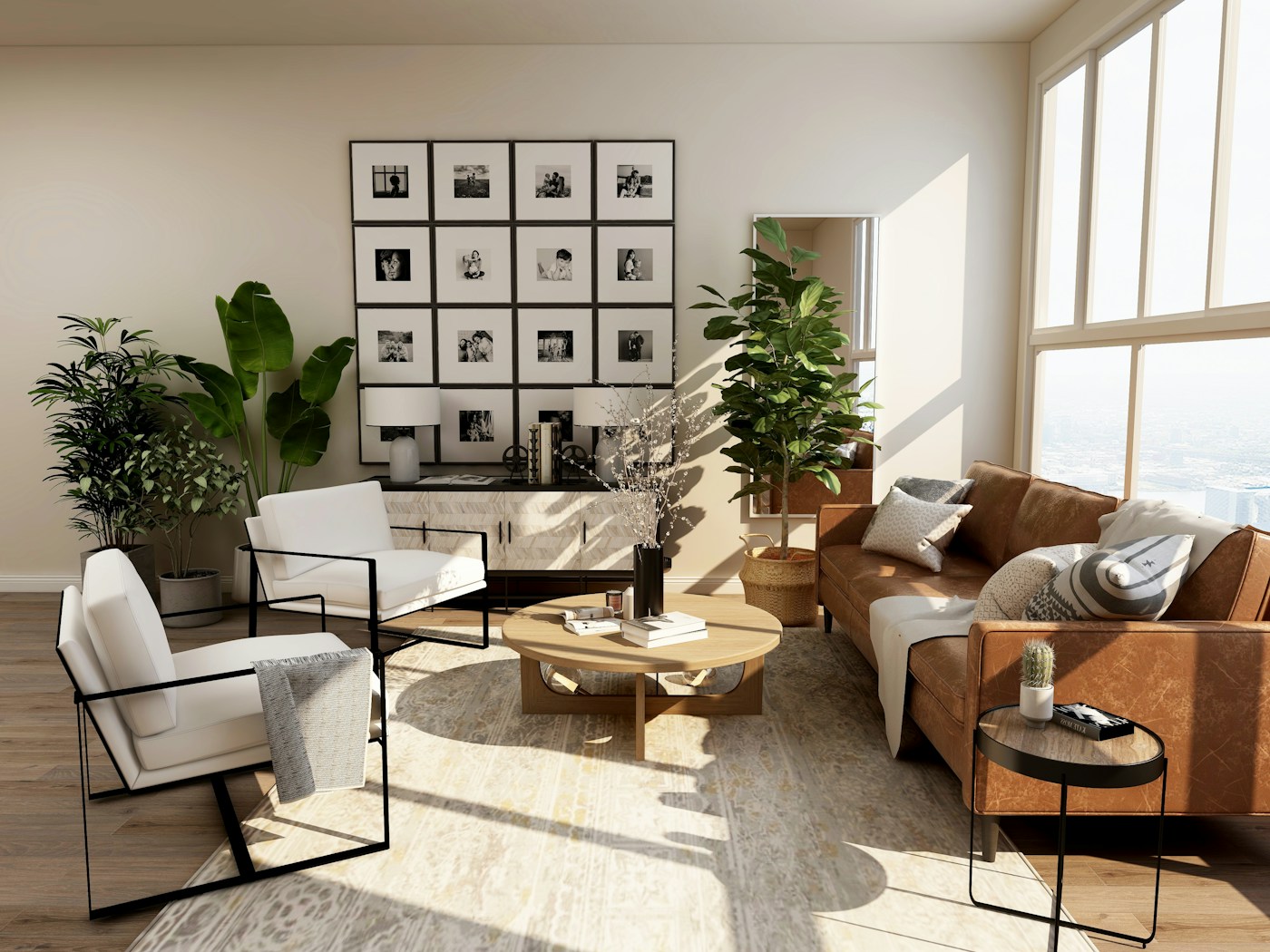 Helles Wohnzimmer mit Pflanzen, einem gemütlichen Sofa und Holzmöbeln
